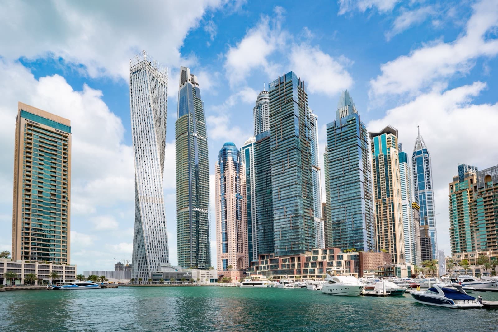 Dubaj all inclusive vs. na vlastní pěst: Co se vyplatí více a pro koho je která varianta vhodná?